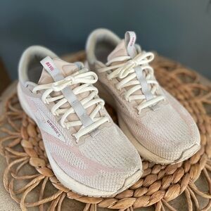 Brooks Cream Sneakers with Breathable Knit and Cushioned Sole (gently worn)